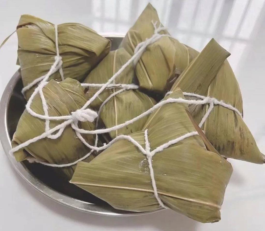 خوراکی های جشن قایق اژدها